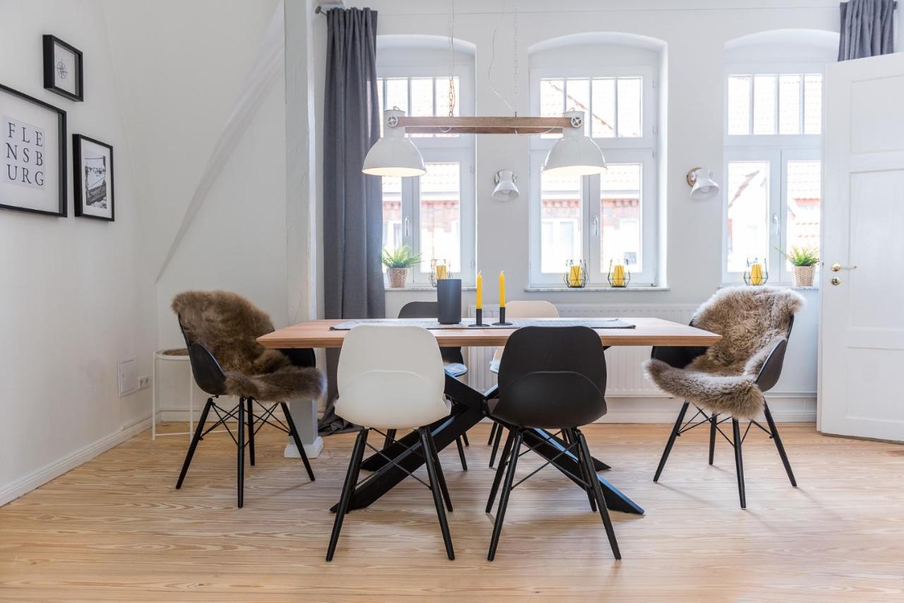Fewo1846 - Flensburg68 - Komfortable Maisonettewohnung Fuer 6 Personen Mit Dachbalkon Im 4 Og Extérieur photo