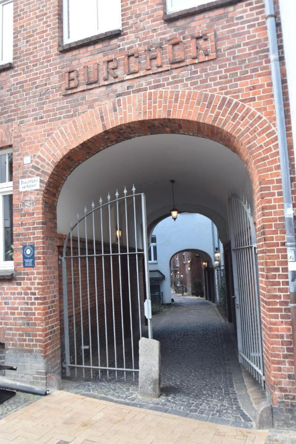 Fewo1846 - Flensburg68 - Komfortable Maisonettewohnung Fuer 6 Personen Mit Dachbalkon Im 4 Og Extérieur photo
